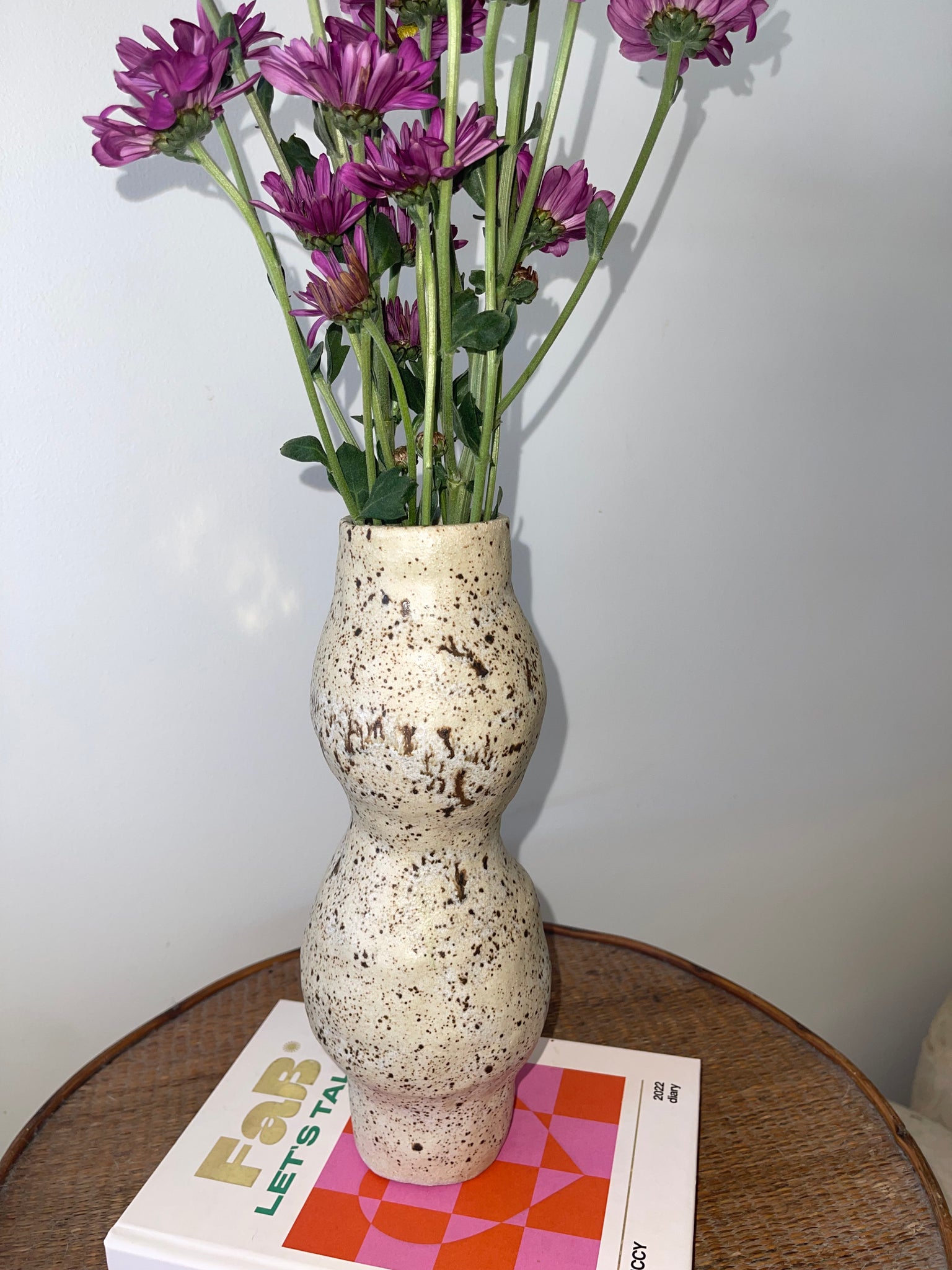 Curvy Speck Vase